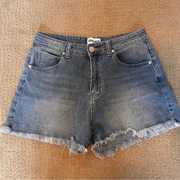 Abound High-rise Denim Shorts - Picture 4 of 9
